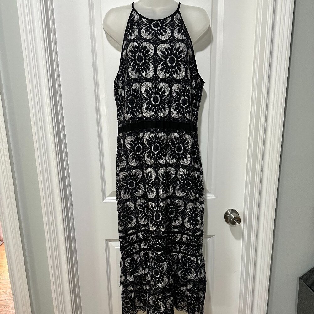 New Banana Republic Black and White Floral Lace Sleeveless Midi, Size 14 (NWT)
